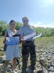 Специалисты ЕДДС мэрии Кызыла продолжают рейды по водным объектам. Так, в выходной день, 6 июля 2025 года проведены профилактические выезды на набережную реки Енисей.